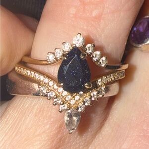 Exquisite 14 karat blue sandstone engagement ring Women's Ring
